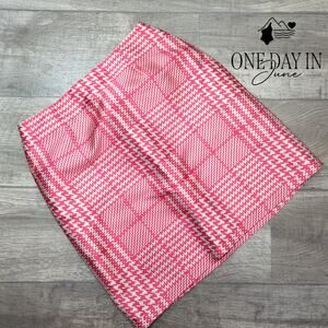 White House Black Market Mini Skirt Size 6